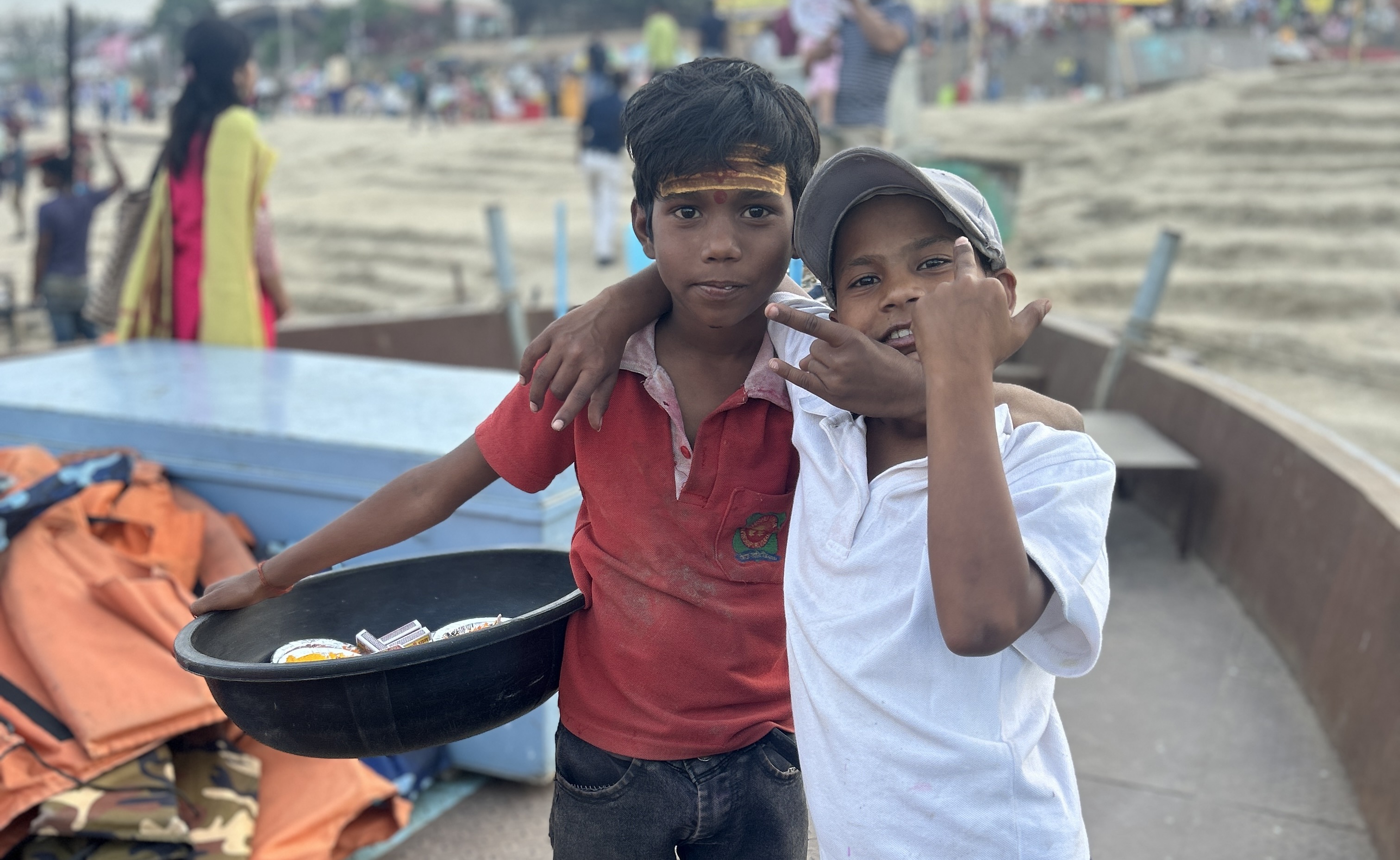 Giving a Helping Hand For Childrens